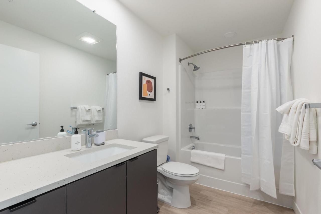 Studio Apartment In Vancouver Eksteriør bilde